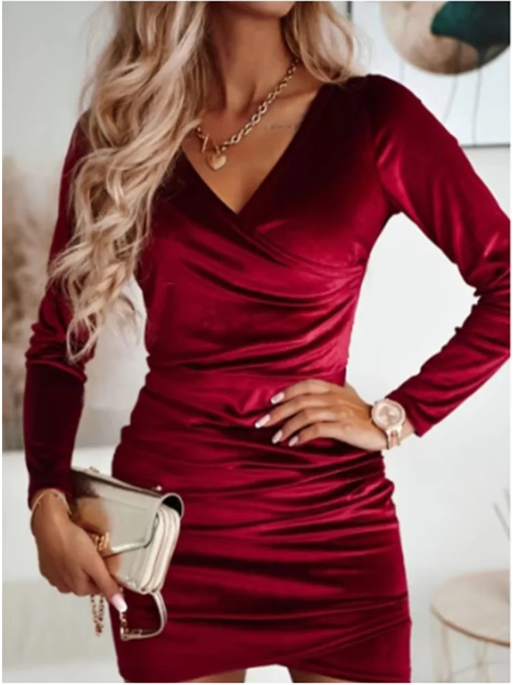 Lady Bodycon Solid Color Velvet Dress Women V-Neck Long Sleeved Mini Dress Autumn Winter Party Luxury Dress